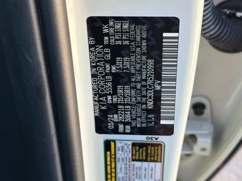 Used 2024 Kia EV6 Wind w/ Wind Technology Package AWD/4WD image 35