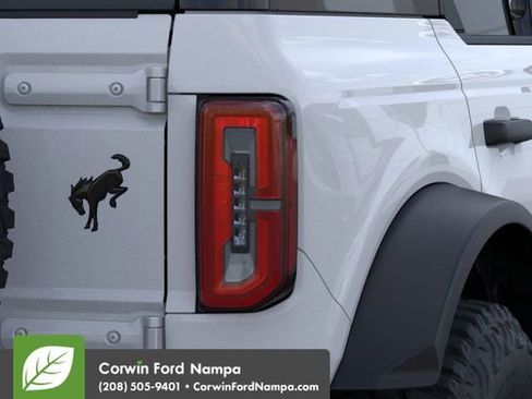 New 2025 Ford Bronco Badlands image 23