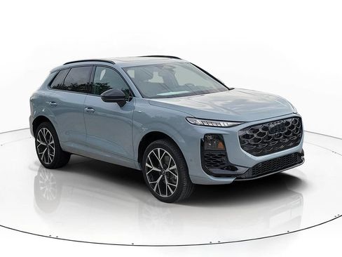 New 2026 Audi Q3 quattro 2.0T AWD/4WD image 1