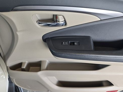 Used 2017 Honda Pilot EX-L image 12