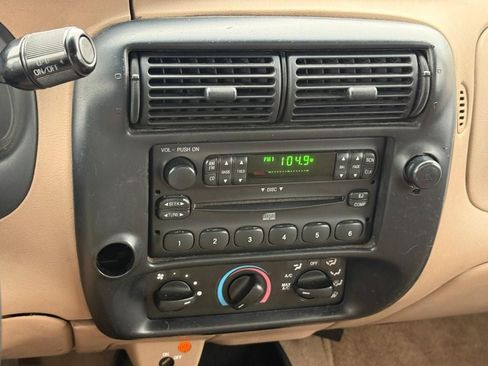 Used 1998 Ford Ranger 2WD Regular Cab image 13