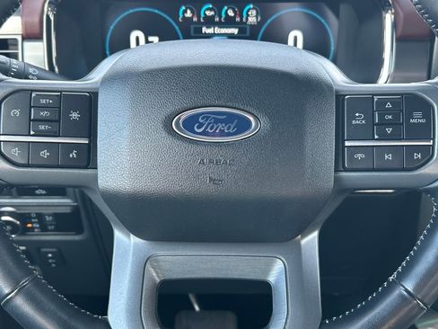 Used 2022 Ford F150 Lariat w/ Max Trailer Tow Package image 12