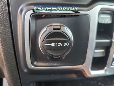 Used 2019 Jeep Wrangler Unlimited Sport S image 20