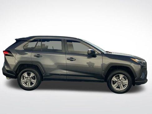 Used 2024 Toyota RAV4 LE image 7