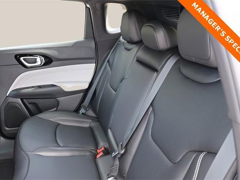 New 2026 Jeep Compass Limited image 15