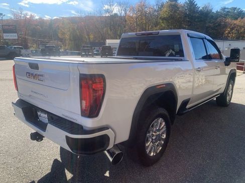 Used 2022 GMC Sierra 2500 Denali image 6