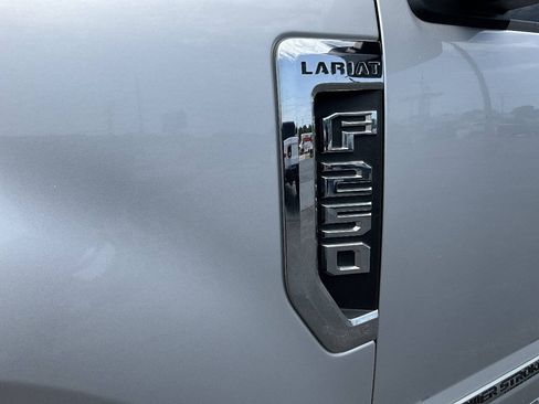 Used 2018 Ford F250 Lariat w/ Chrome Package AWD/4WD image 37