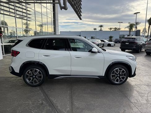 New 2026 BMW X1 xDrive28i w/ Convenience Package image 3