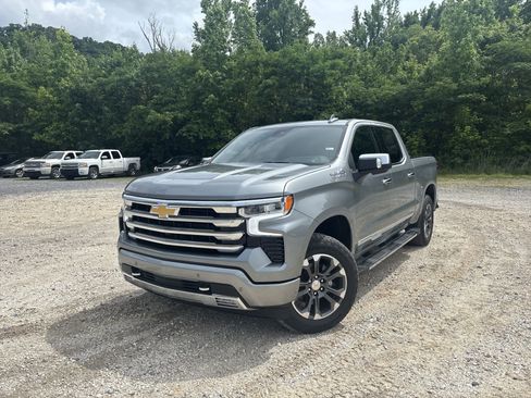 New 2026 Chevrolet Silverado 1500 High Country w/ Technology Package AWD/4WD image 12