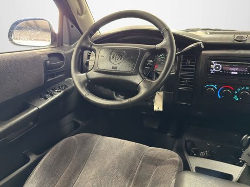 Used 2004 Dodge Dakota SLT w/ PWR Convenience Group image 18