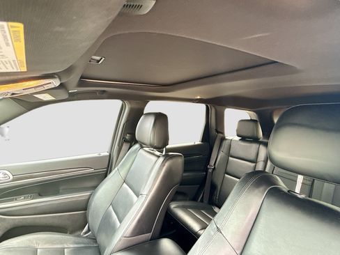 Used 2020 Jeep Grand Cherokee Limited RWD image 27