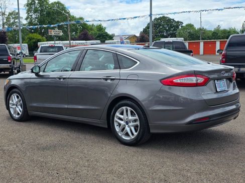 Used 2014 Ford Fusion SE w/ Equipment Group 202A FWD image 28