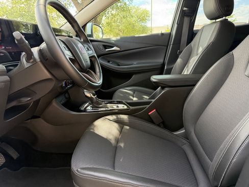 Used 2025 Buick Encore GX Preferred FWD image 27