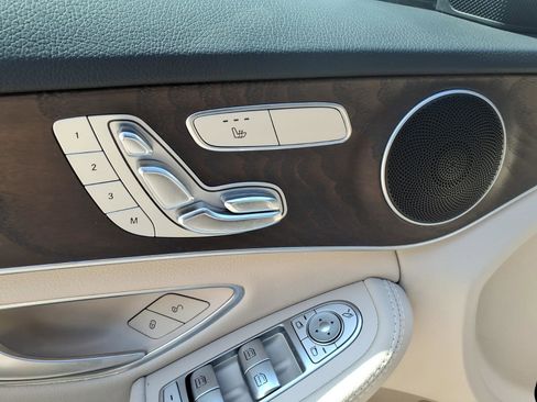 Used 2018 Mercedes-Benz C 300 Sedan image 14
