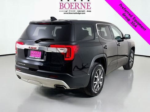 Used 2023 GMC Acadia SLE image 7