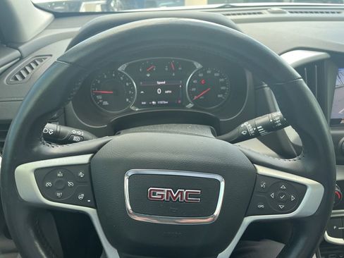 Used 2022 GMC Terrain SLT w/ LPO, Floor Liner Package FWD image 16