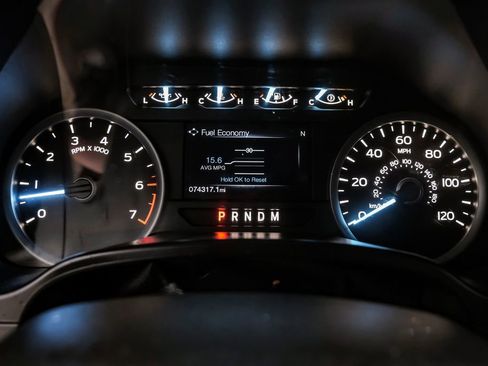 Used 2018 Ford F150 XLT w/ Equipment Group 302A Luxury AWD/4WD image 18