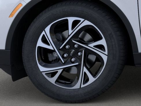 New 2026 Lincoln Nautilus Premier w/ Equipment Group 102A image 19