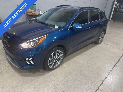 Used 2022 Kia Niro Touring Special Edition image 1