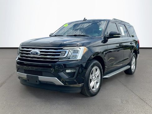 Used 2019 Ford Expedition XLT w/ Equipment Group 202A RWD image 3