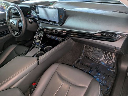 Used 2021 Toyota Mirai w/ Advanced Technology Package RWD image 21