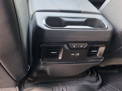 Used 2024 Chevrolet Silverado 1500 ZR2 w/ Technology Package image 13