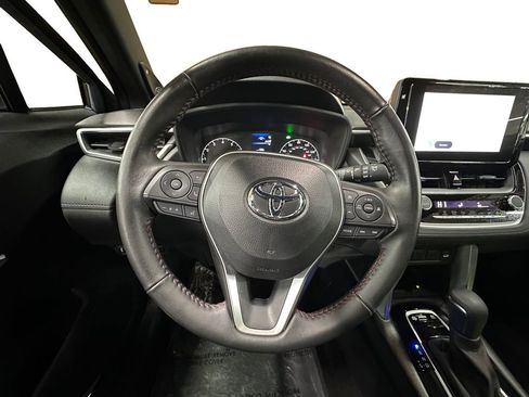 Used 2024 Toyota Corolla Cross AWD Hybrid image 12