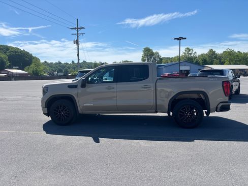 Used 2023 GMC Sierra 1500 Elevation AWD/4WD image 12
