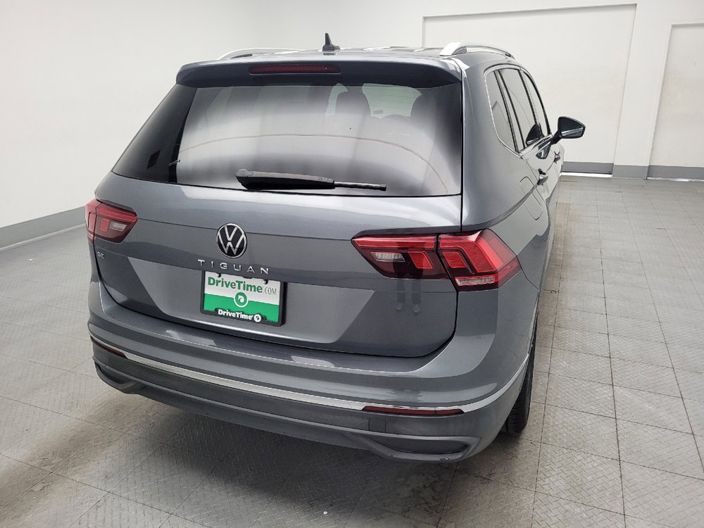 Used 2024 Volkswagen Tiguan SE FWD image 7