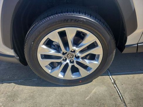 Certified 2025 Toyota RAV4 XLE Premium image 30