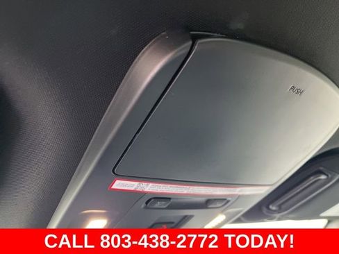 Used 2026 Toyota Camry SE w/ Convenience Package image 29