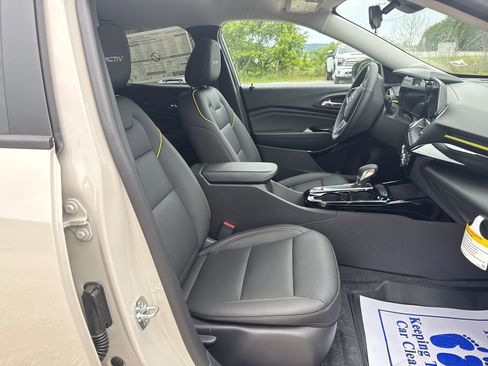 New 2026 Chevrolet Trax ACTIV w/ Driver Confidence Package FWD image 23