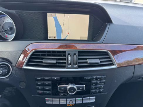 Used 2013 Mercedes-Benz C 300 4MATIC Sedan image 16