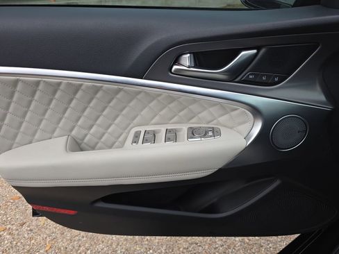 Used 2025 Genesis G70 3.3T Advanced w/ Sport Prestige Package image 26