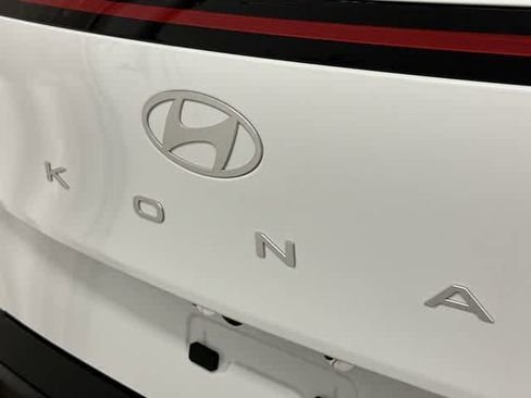 Used 2024 Hyundai Kona SEL w/ Convenience Package image 28