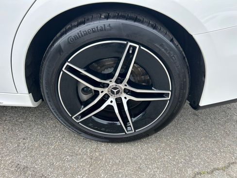 Used 2024 Mercedes-Benz E 450 4MATIC Sedan image 11
