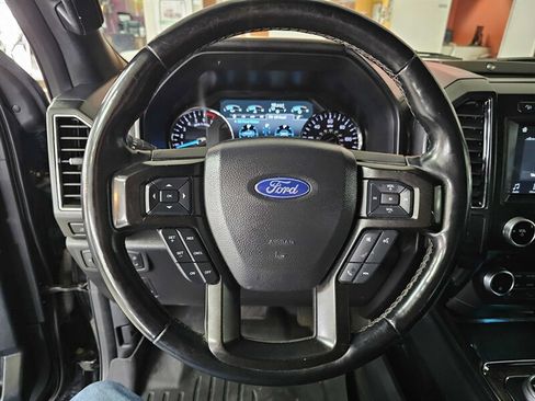 Used 2018 Ford Expedition Max Limited image 15