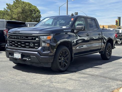 Used 2022 Chevrolet Silverado 1500 Custom RWD image 3
