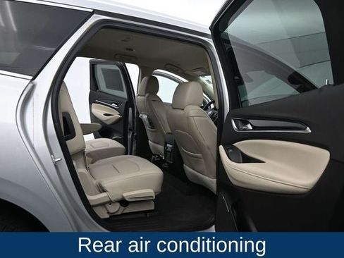 Used 2019 Buick Enclave Essence AWD/4WD image 15