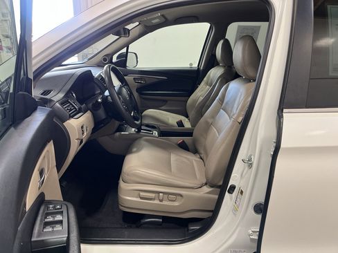 Used 2016 Honda Pilot EX image 24
