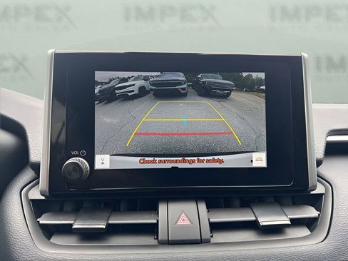 Used 2025 Toyota RAV4 XLE w/ Convenience Package FWD image 21