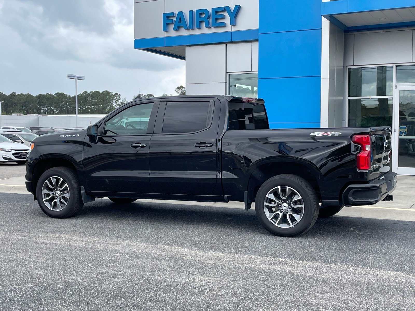 Used 2024 Chevrolet Silverado 1500 RST w/ RST All Star Premium Package AWD/4WD image 3