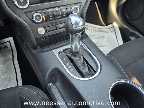 Used 2023 Ford Mustang Coupe image 29