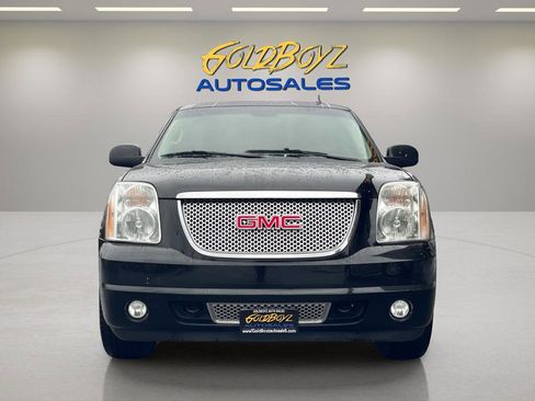 Used 2014 GMC Yukon Denali image 9