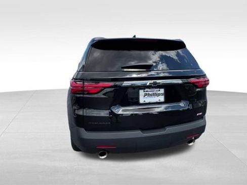 Certified 2023 Chevrolet Traverse RS FWD image 5