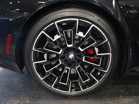 Used 2025 BMW M5 Touring w/ M Driver's Package image 11