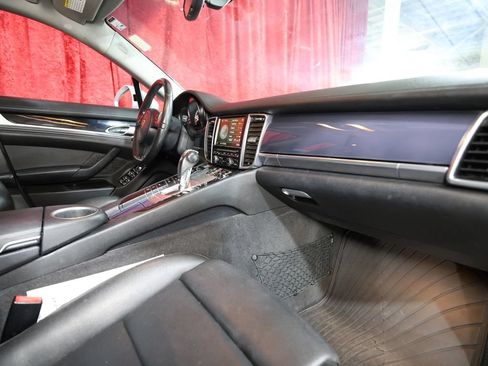 Used 2016 Porsche Panamera Edition RWD image 24