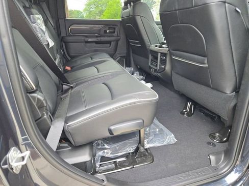 New 2026 RAM 2500 Limited AWD/4WD image 11