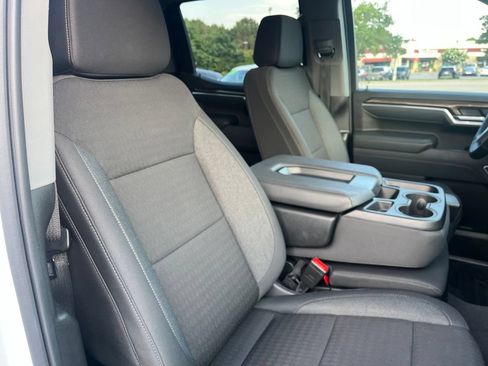 Used 2026 Chevrolet Silverado 1500 RST AWD/4WD image 45