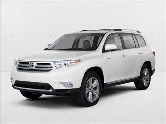 Used 2011 Toyota Highlander SE w/ Tow Pkg AWD/4WD video 1